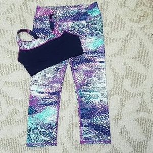 Fabletics bra and Capri set